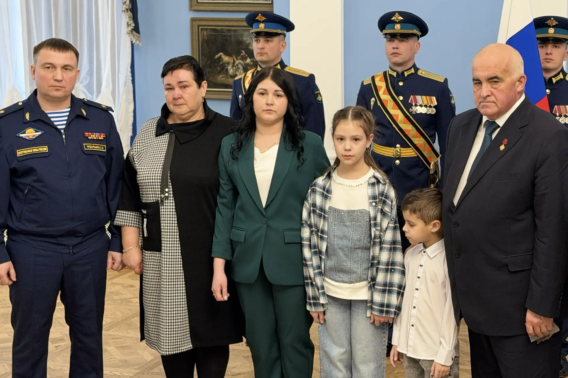 Вдове погибшего в ходе спецоперации костромича передали Золотую Звезду Героя