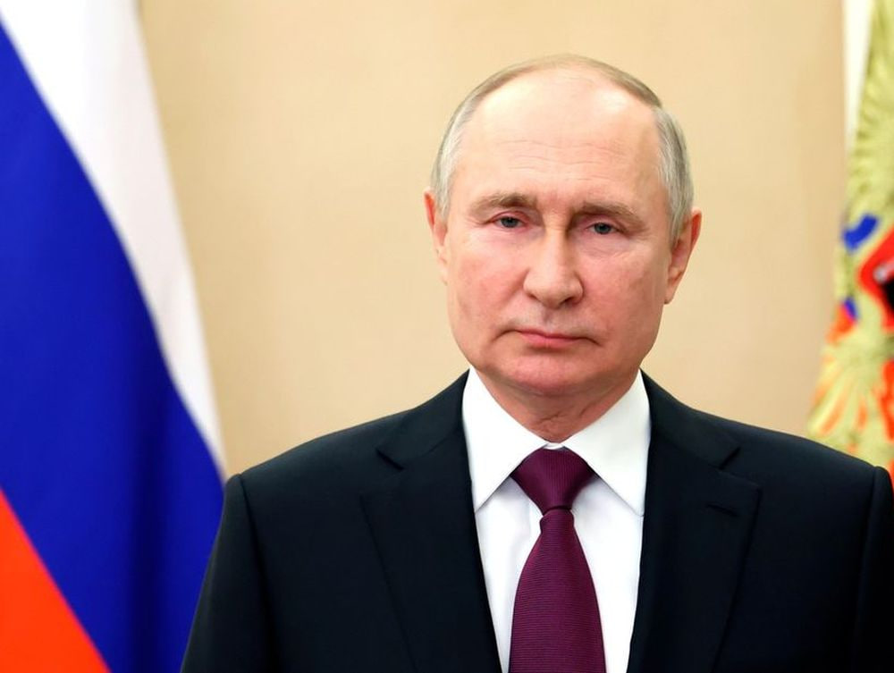 Владимир Путин поздравил костромичей с Днём защитника Отечества